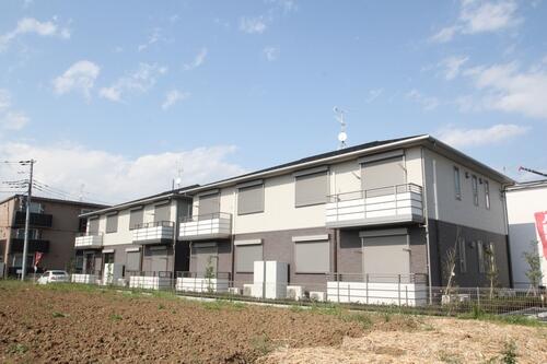 シャーメゾン三郷中央B