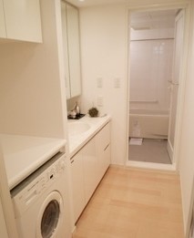 ドゥーエ西麻布Iの内装写真