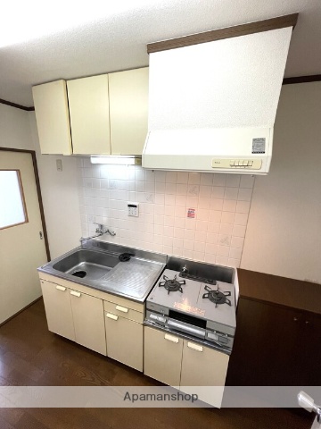 ＪＲ南武線 稲田堤駅 徒歩8分 3階建 築29年のキッチン写真