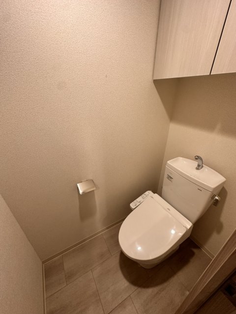 トイレ　※別号室の参考写真、現況優先※