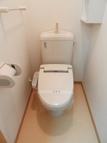 トイレ　コンパクトで使いやすいトイレです
