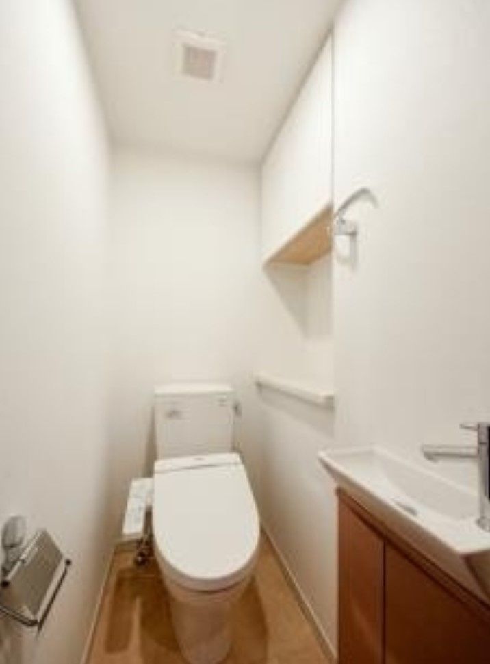 トイレ　ゆったりとした空間のトイレです