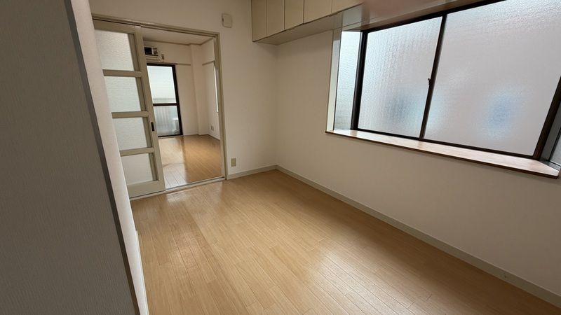 阪急宝塚線 庄内駅 徒歩9分 3階建 築41年の居間写真