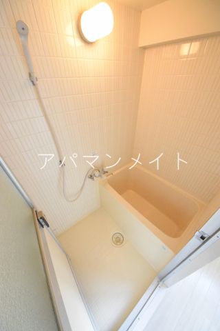 バス・シャワールーム　日々の暮らしに欠かせないお風呂です