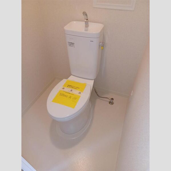 トイレ　トイレもきれいです
