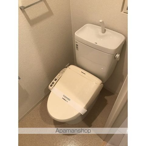 コンフォリア東池袋EASTのトイレ写真