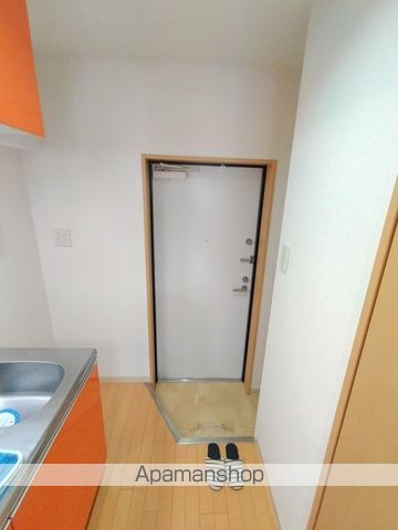 地下鉄堺筋線 天神橋筋六丁目駅 徒歩7分 10階建 築21年の玄関写真