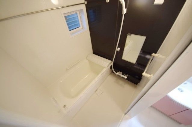 バス・シャワールーム　別のお部屋の写真です