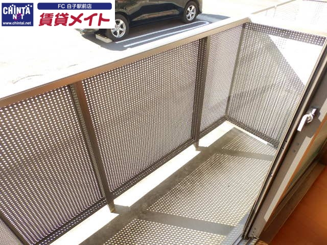 バルコニー　同物件別室写真