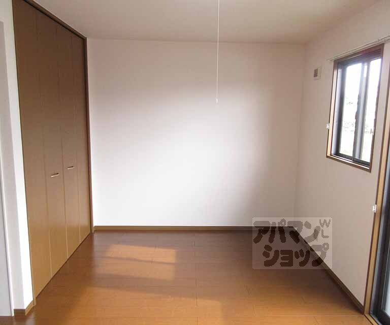 居室・リビング　明るいお部屋です