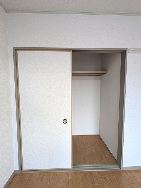 収納　クローゼット