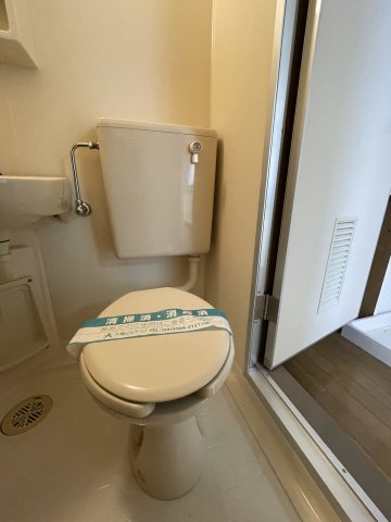 東都マンション赤坂のトイレ写真