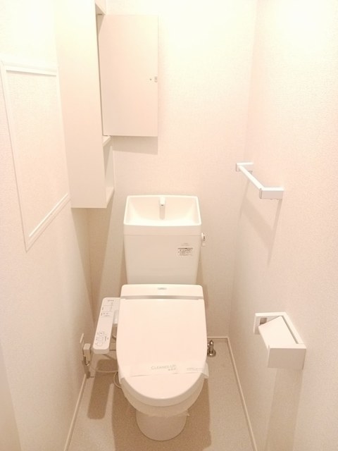 エレガンツァのトイレ写真