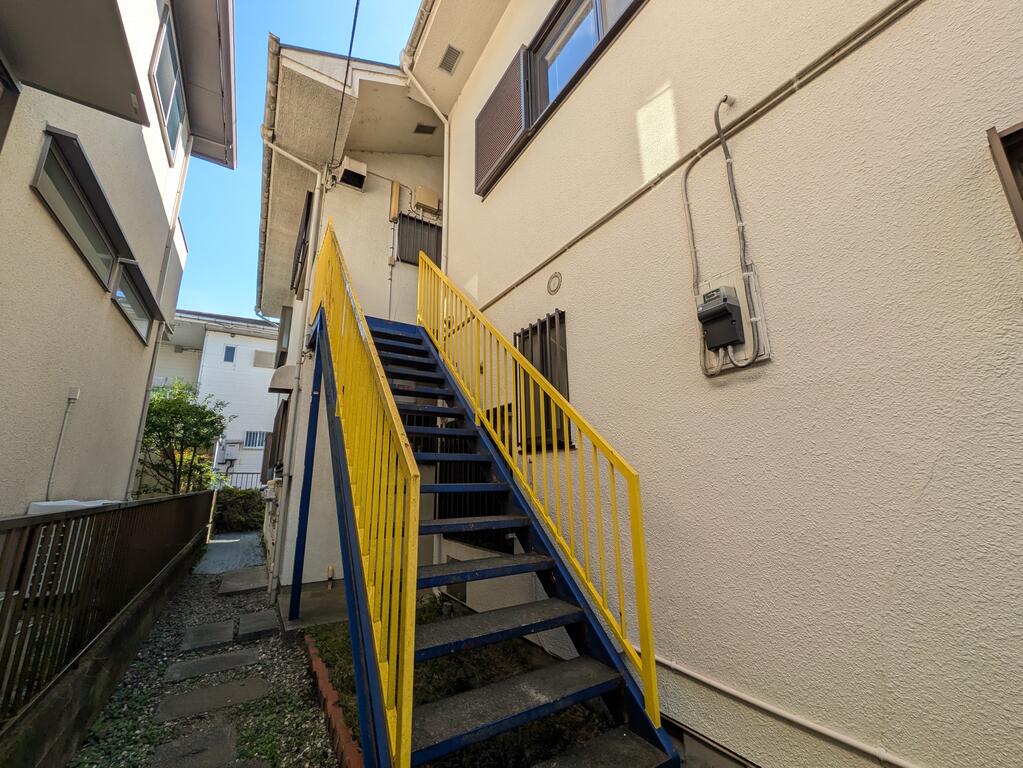 東急田園都市線 市が尾駅 徒歩4分 築40年