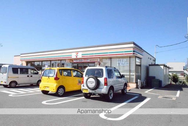 コンビニ　セブンイレブン（コンビニ）まで400m
