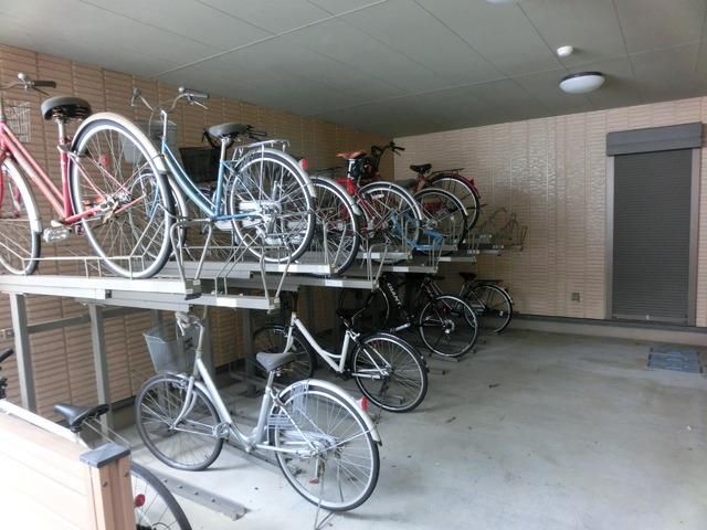 その他共有部分　自転車置き場