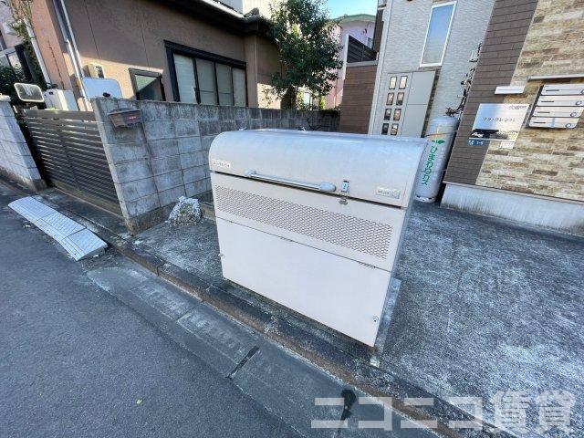 リラ・ウレシパの外観写真