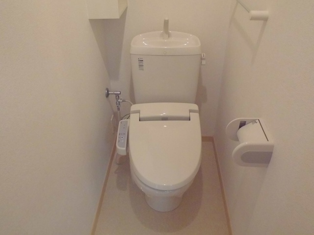 コモド アデッソのトイレ写真