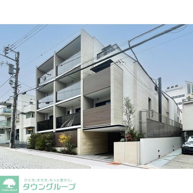 ORME COURT YOTSUYAの外観写真