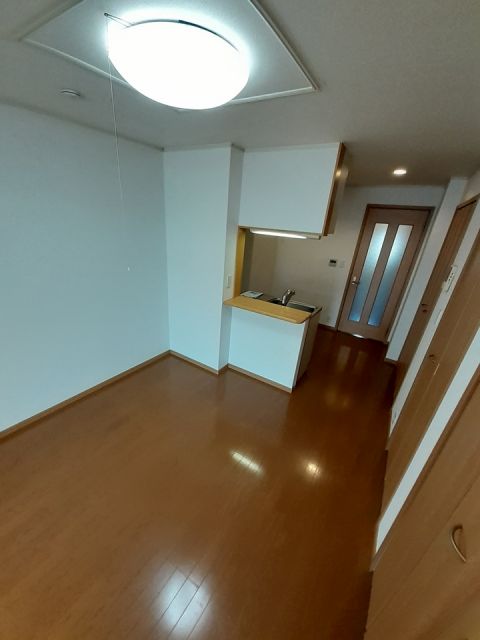 プラタ エムIIの居間写真