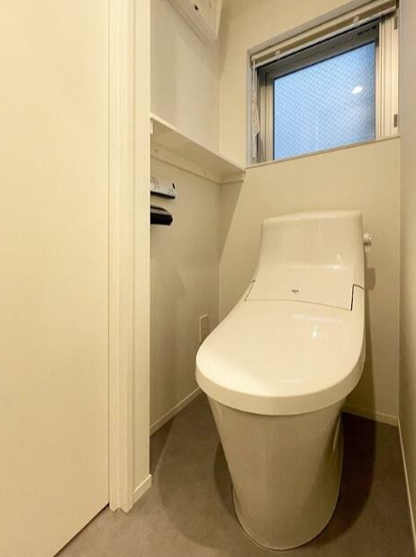 トイレ　トイレもきれいです