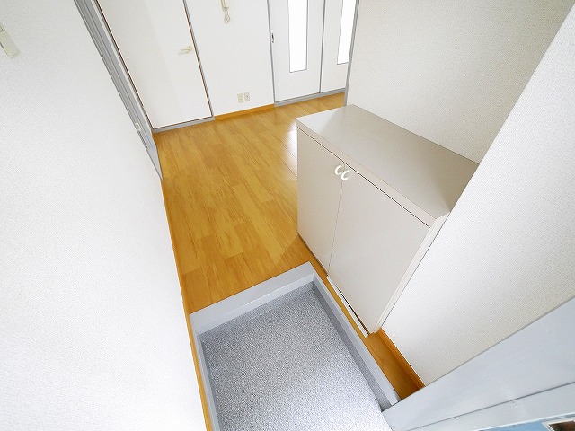 玄関　落ち着いた玄関です