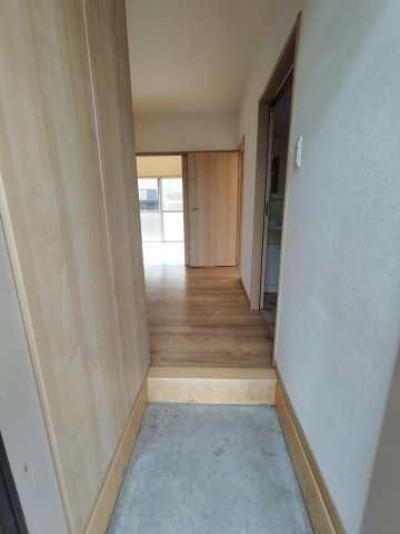 玄関　明るい玄関周りです