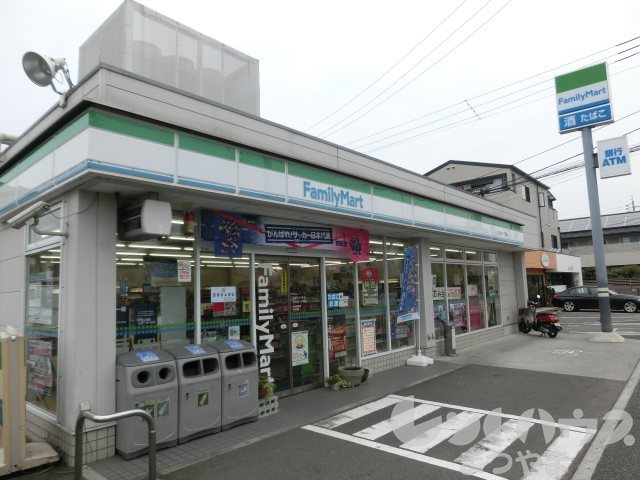コンビニ　ファミリーマート 松山来住町店（コンビニ）まで508m