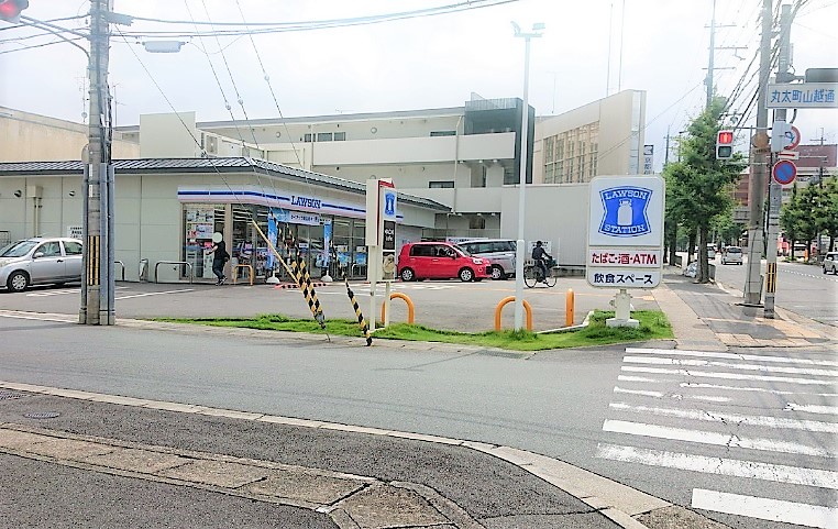コンビニ　ローソン 太秦開日町店（コンビニ）まで1151m
