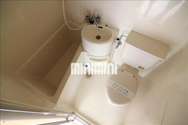 バス・シャワールーム　水回りの掃除が簡単なユニットバスです