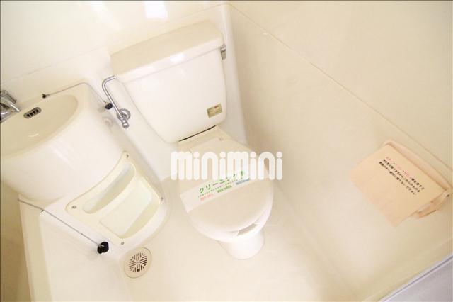 トイレ　清潔感あるトイレです