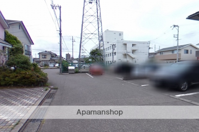 その他　前面道路（その他）まで0m