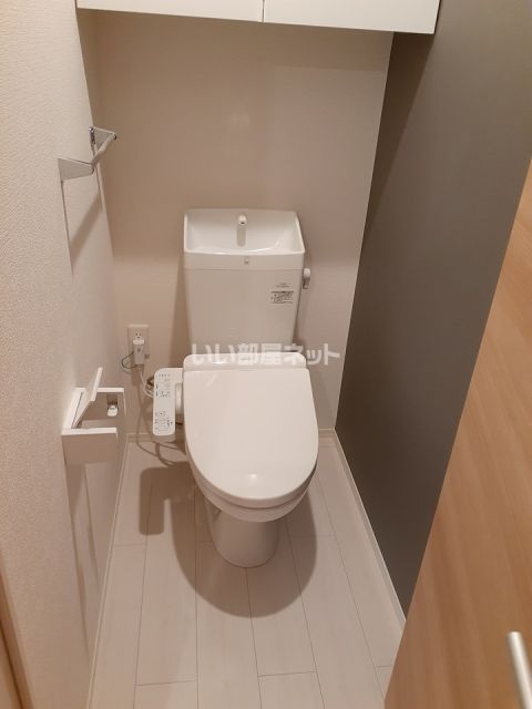 【新潟市中央区新和のアパートのトイレ】