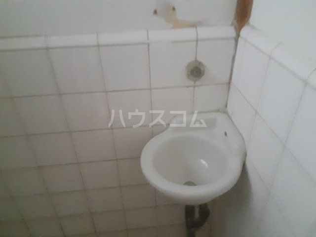 【墨田区横川のアパートの洗面設備】
