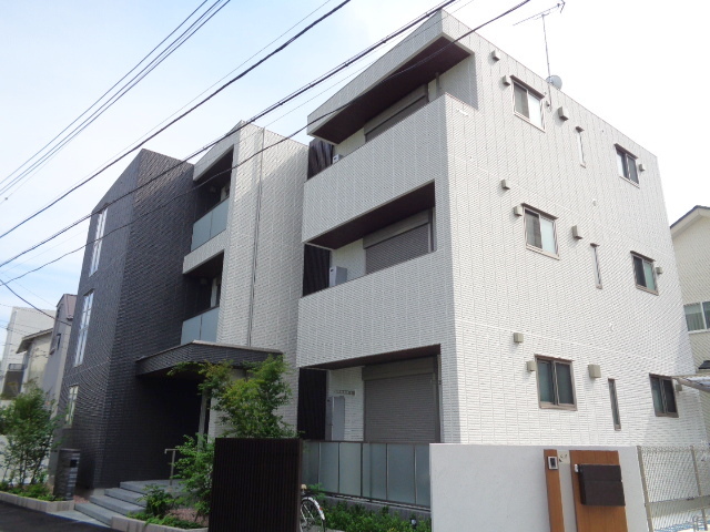 鎌倉市長谷のマンションの建物外観