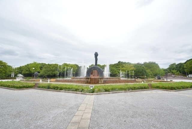 【吹田市春日のマンションの公園】