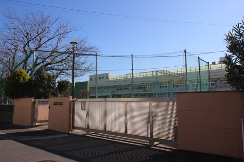 【ワコーレ大船の小学校】