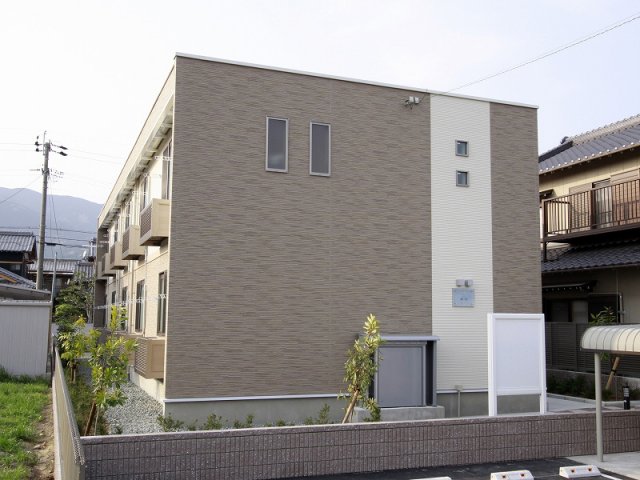 新城市城北のアパートの建物外観