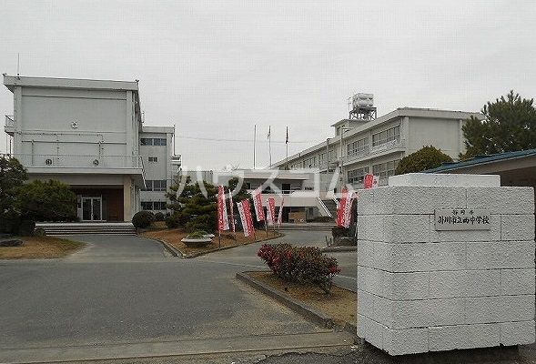 【掛川市長谷のアパートの中学校】