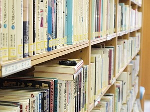 【あさひレジデンス弐番館 EASTの図書館】