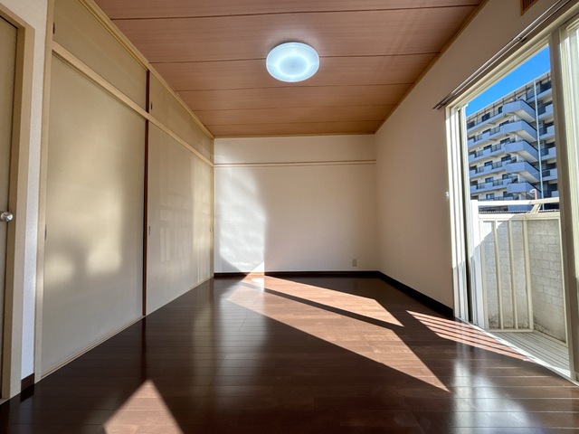 居室・リビング　★日当たりのいいお部屋★