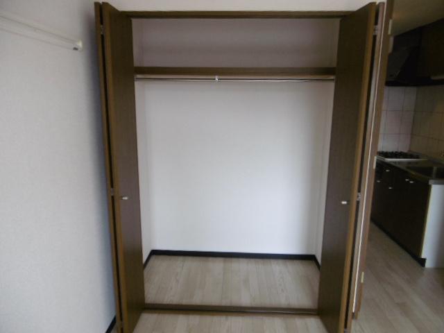 収納　クローゼット