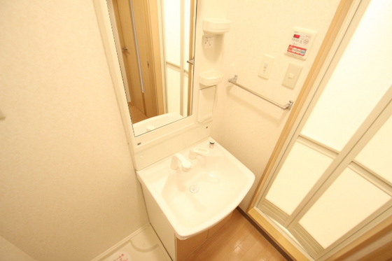 洗面設備　※別部屋の写真です