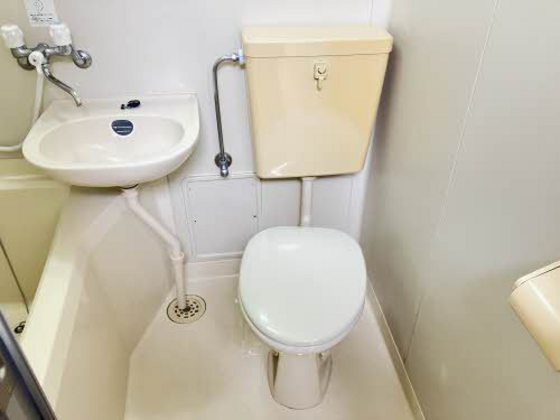 トイレ　トイレ