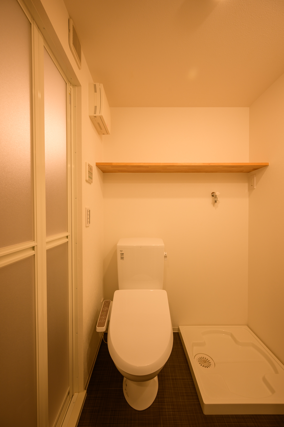 トイレ　トイレ内収納あり