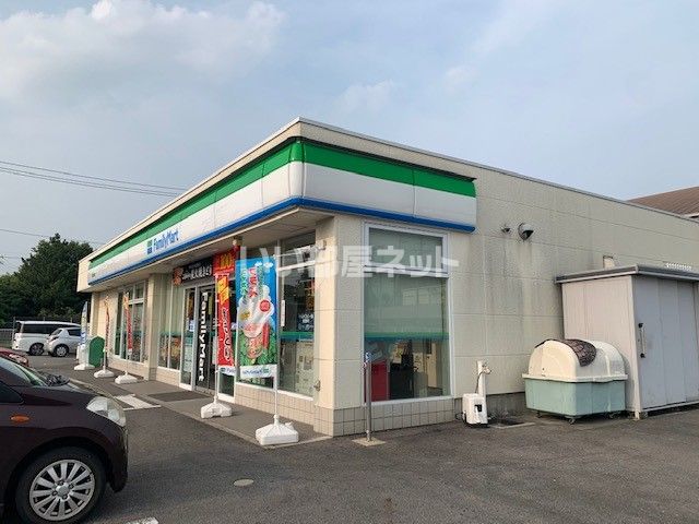 コンビニ　ファミリーマート 半田生見町店（コンビニ）まで1302m