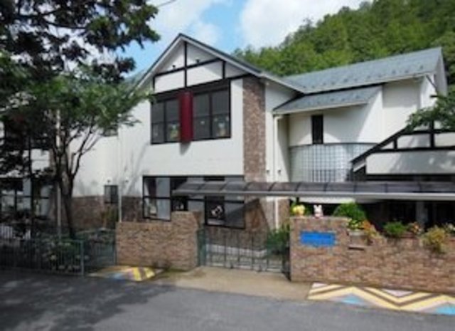 幼稚園・保育園　岩倉幼稚園（幼稚園・保育園）まで973m