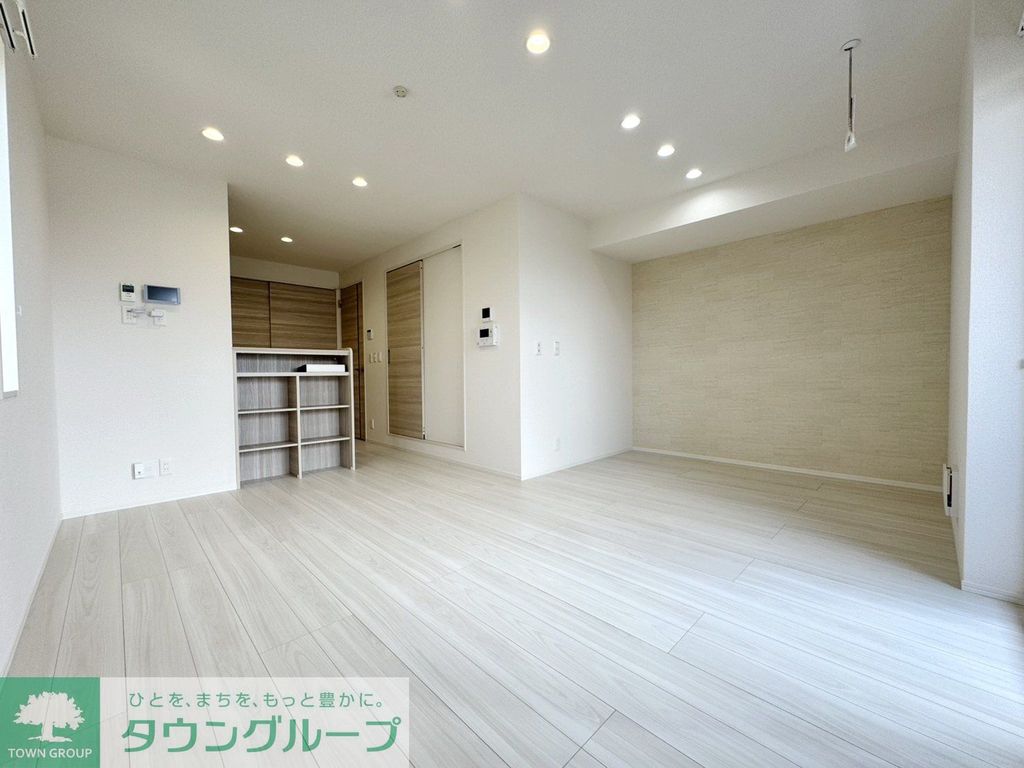 居室・リビング　エントランス