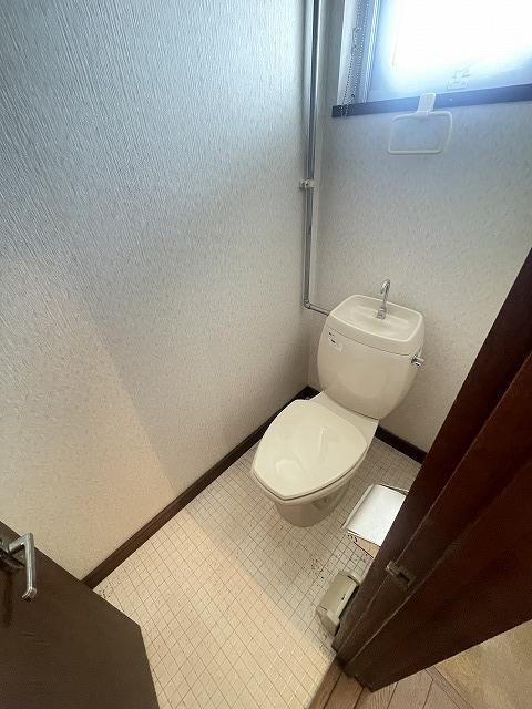 トイレ　トイレ