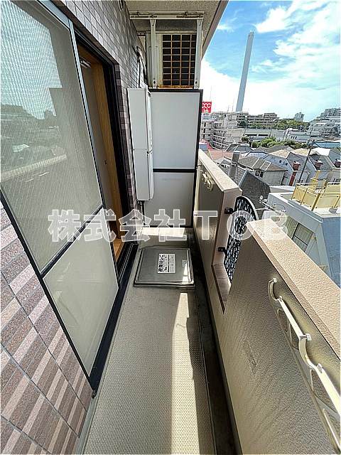 バルコニー　※クリーニング中の写真※※同物件別号室参考写真※